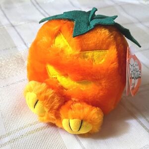 NWT 1994 Limited Edition Puffkins, "Smash" Pumpkin Plushie